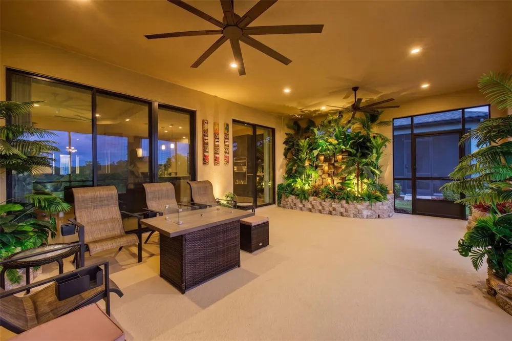 908 BRAEWOOD DRIVE Clermont, FL 34715