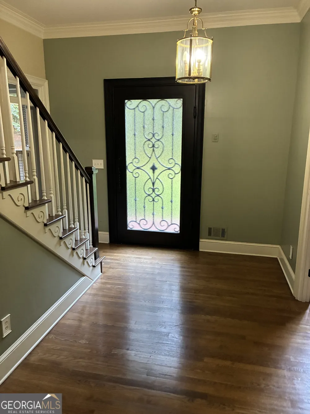 110 Regal Oak Tyrone, GA 30290