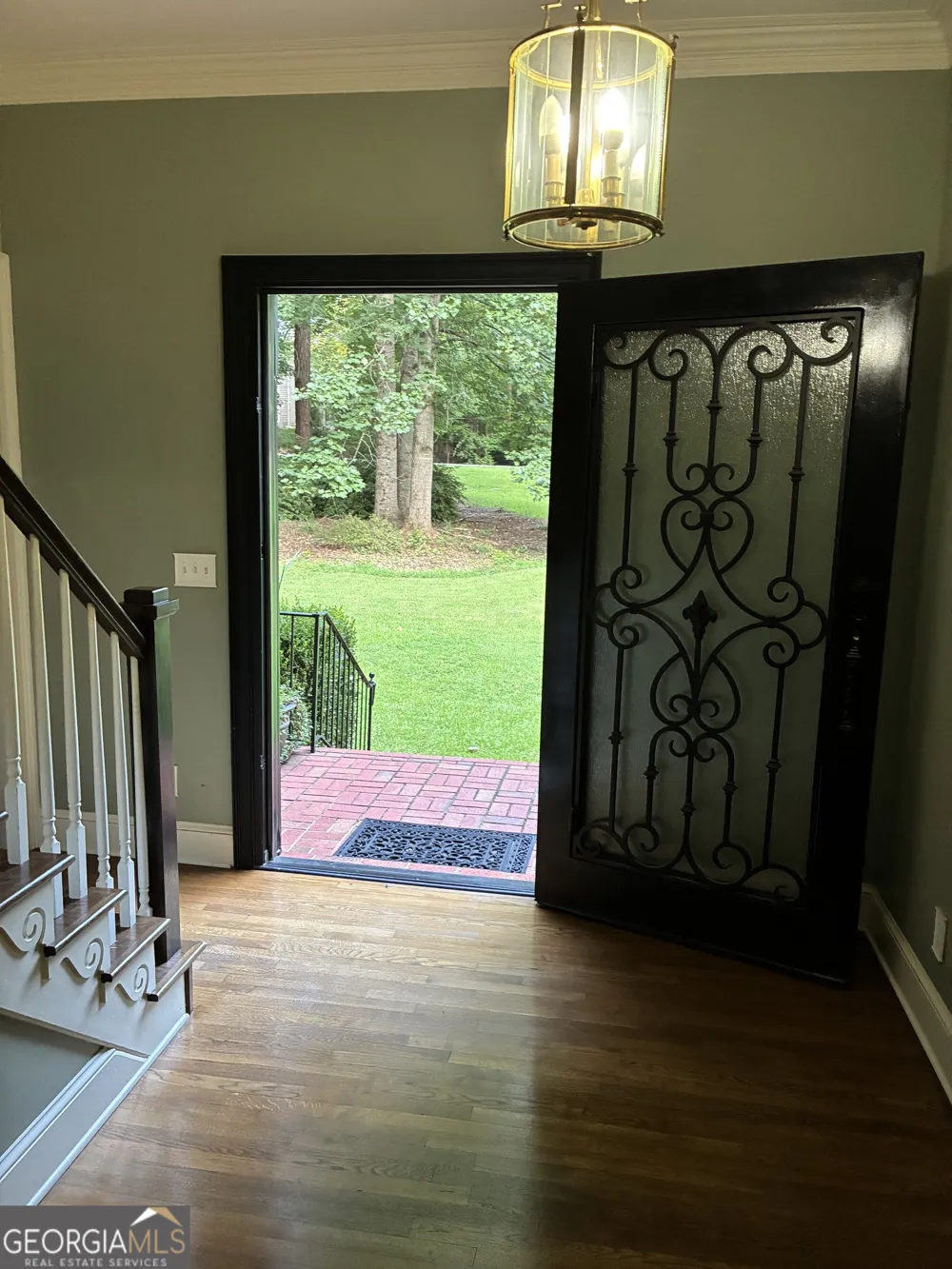 110 Regal Oak Tyrone, GA 30290