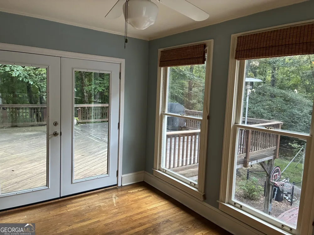110 Regal Oak Tyrone, GA 30290