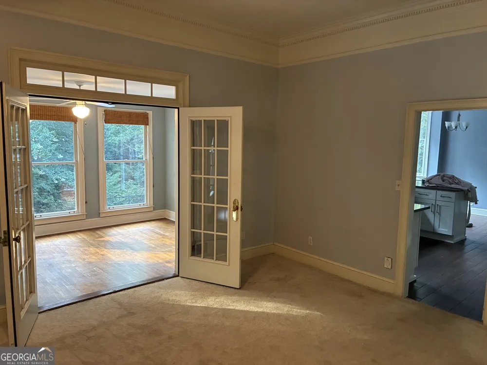 110 Regal Oak Tyrone, GA 30290