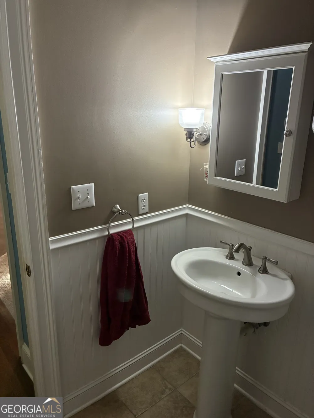 110 Regal Oak Tyrone, GA 30290
