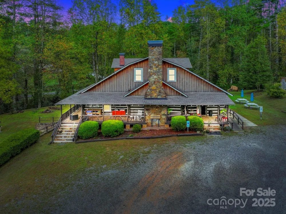 1196 Country Club Road Brevard, NC 28712