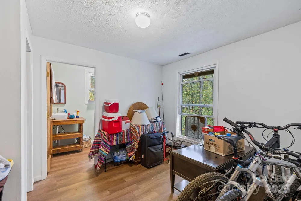 1196 Country Club Road Brevard, NC 28712