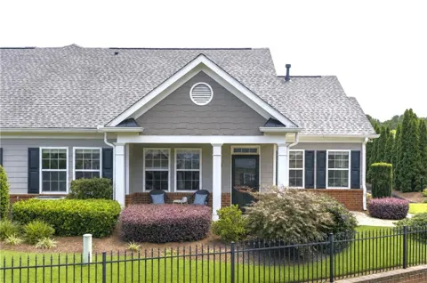 2694 Grapevine Circle