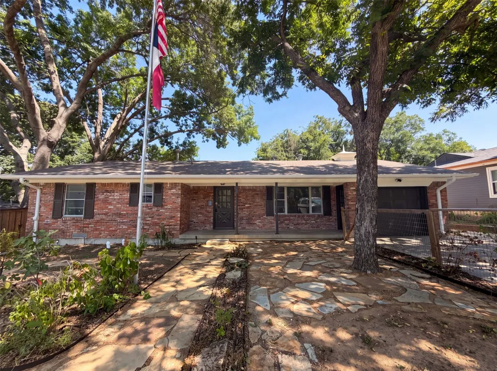 808 Griffin Street McKinney, TX 75069
