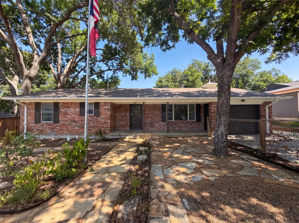 808 Griffin Street McKinney, TX 75069