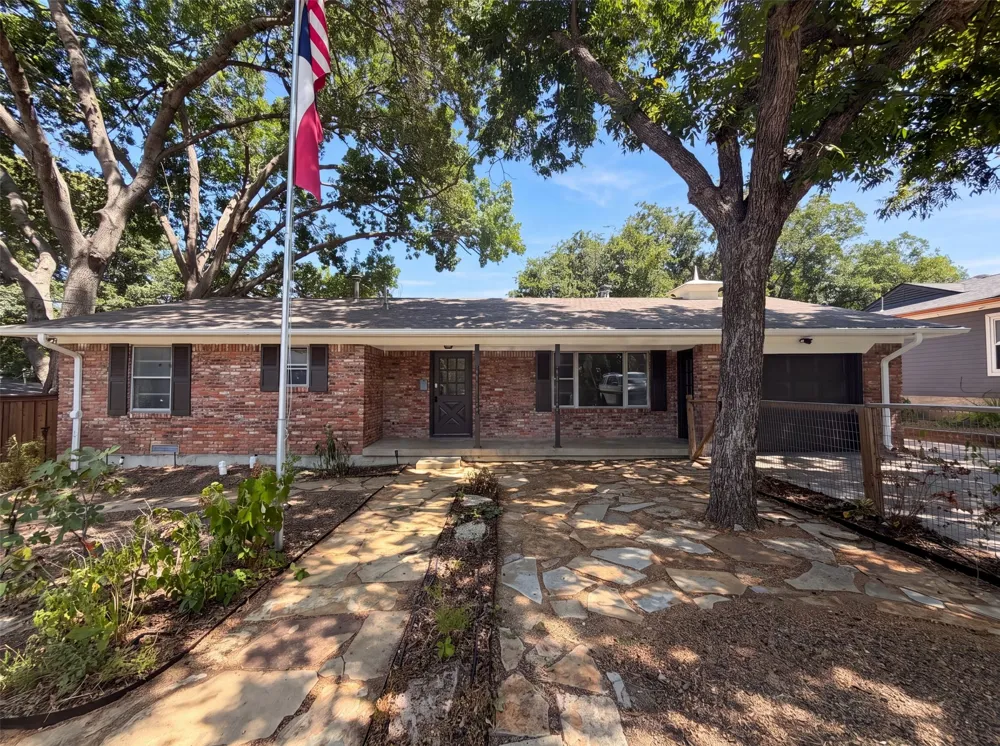 808 Griffin Street McKinney, TX 75069