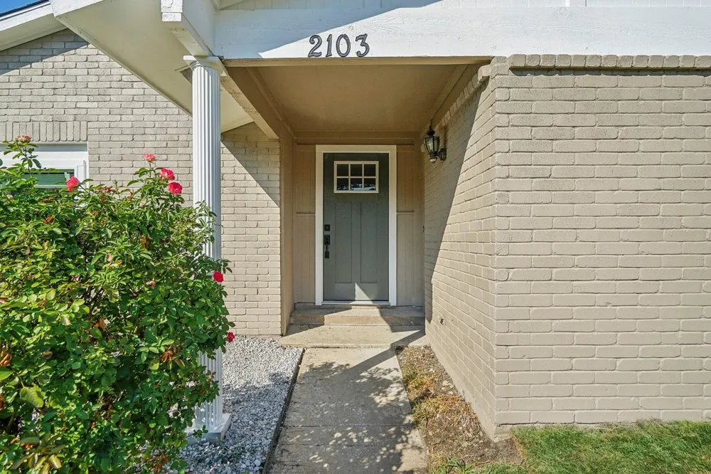 2103 Wheaton Drive Richardson, TX 75081
