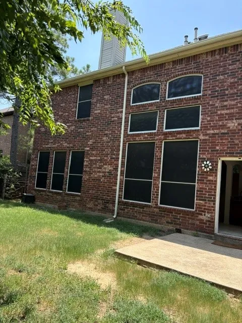 508 BRIAROAKS DRIVE Lake Dallas, TX 75065