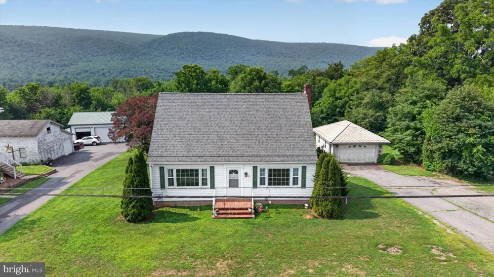 6036 STATE ROUTE 209 Lykens, PA 17048
