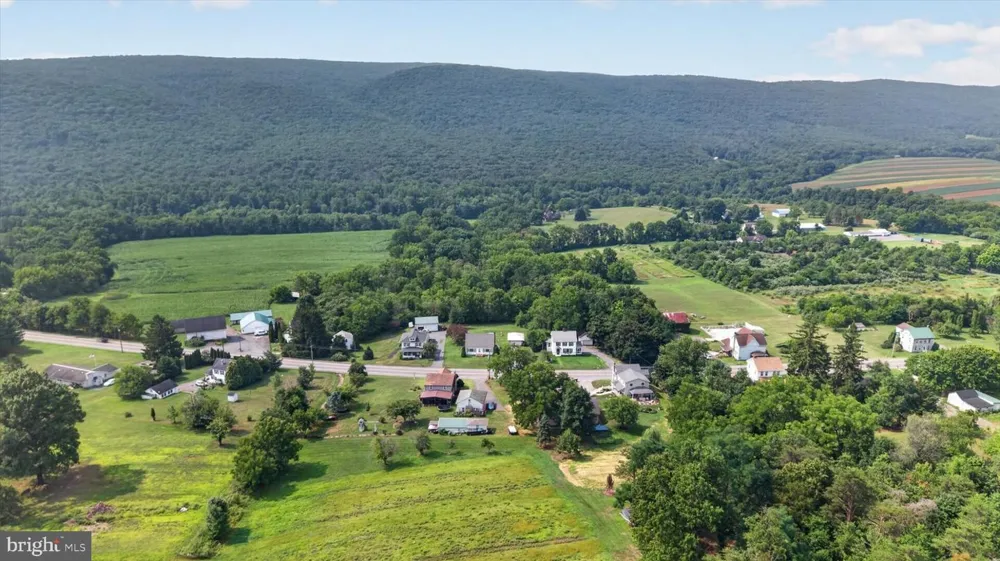 6036 STATE ROUTE 209 Lykens, PA 17048