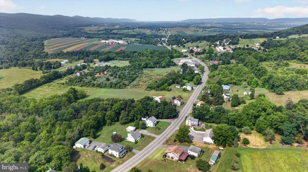 6036 STATE ROUTE 209 Lykens, PA 17048