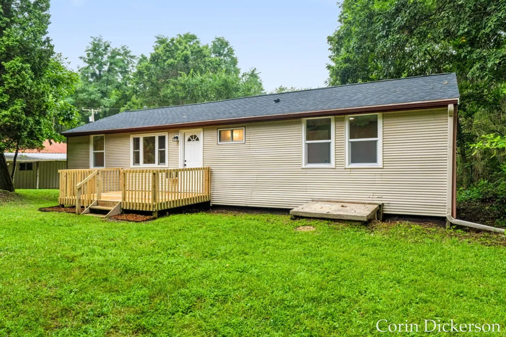 13790 Hutchinson Road Johnstown Township, MI 49050