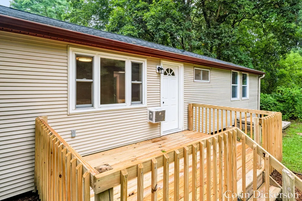 13790 Hutchinson Road Johnstown Township, MI 49050