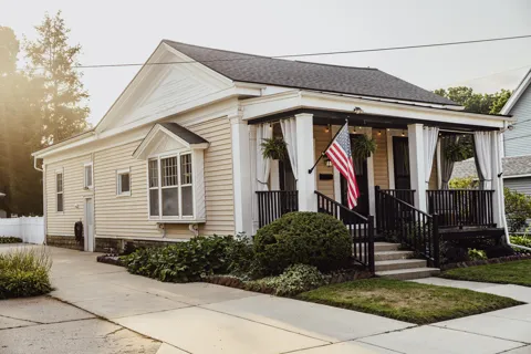 111 Rich Street