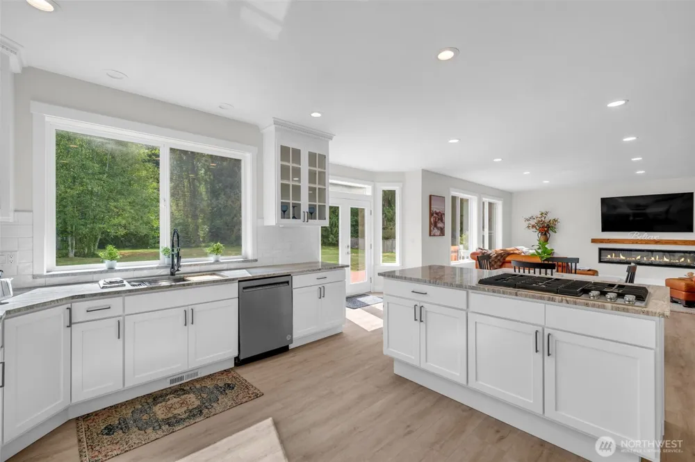 6503 174th Place SE Snohomish, WA 98296