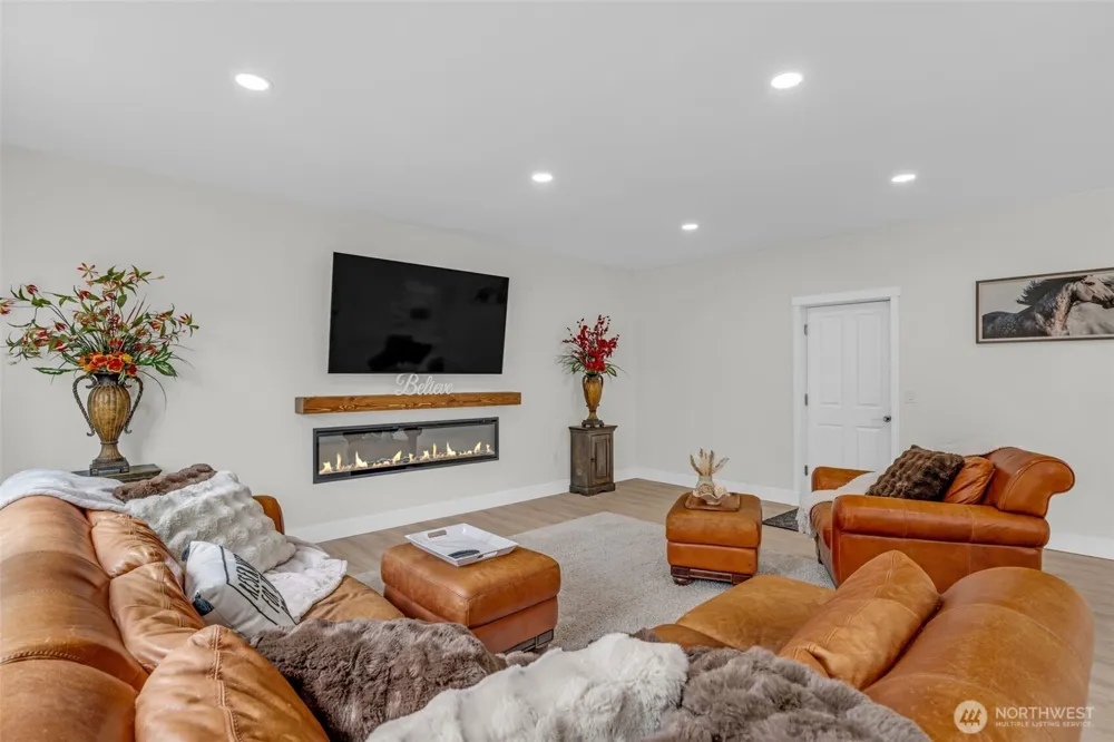 6503 174th Place SE Snohomish, WA 98296