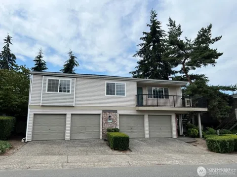 14309 NE 7th Place #3