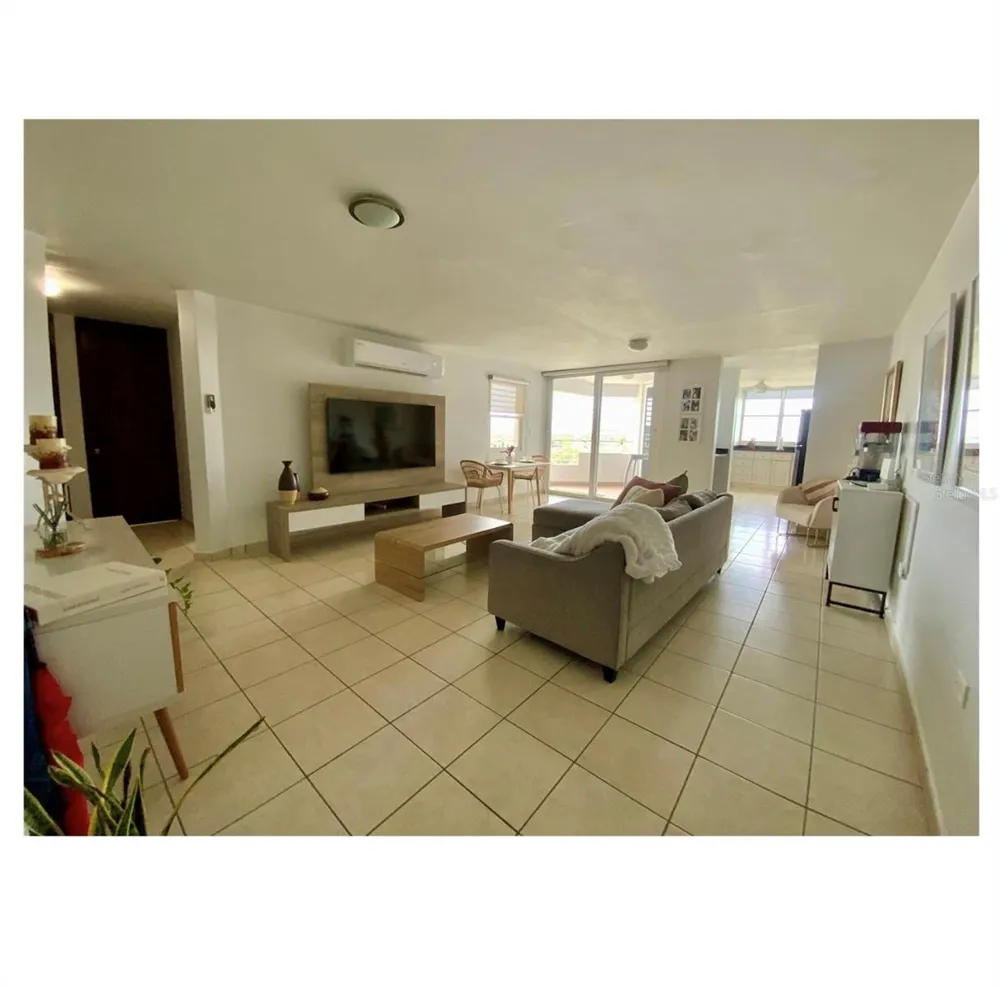3001 ALEJANDRINO #1001 Guaynabo, PR 00969