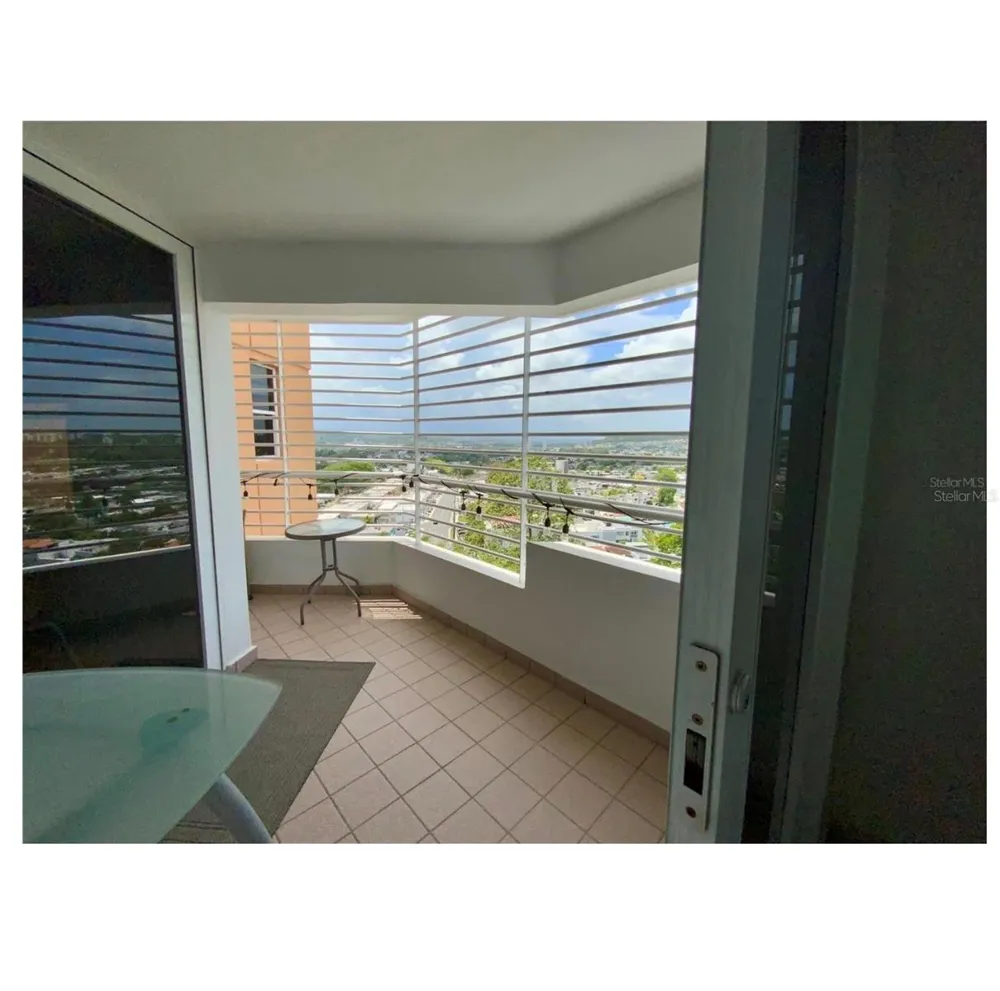 3001 ALEJANDRINO #1001 Guaynabo, PR 00969