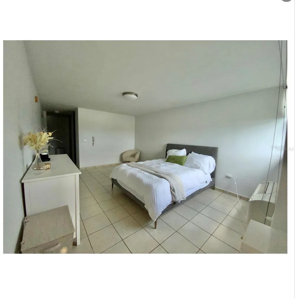 3001 ALEJANDRINO #1001 Guaynabo, PR 00969