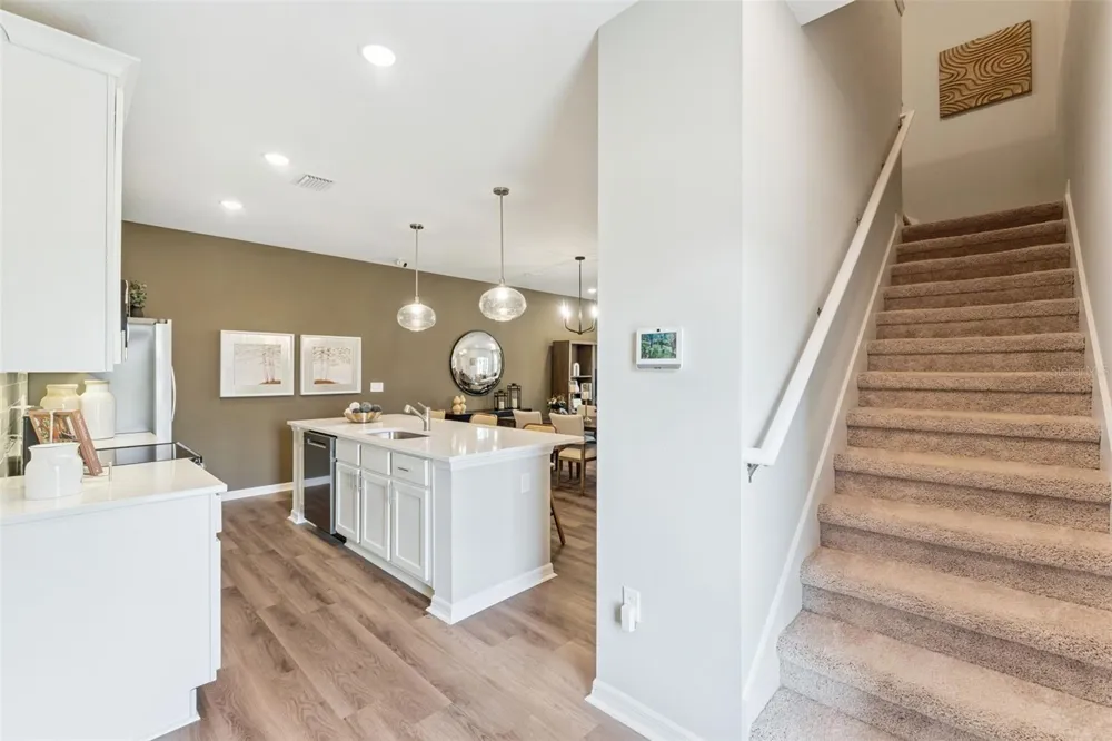2302 RED PINE COURT Eustis, FL 32726