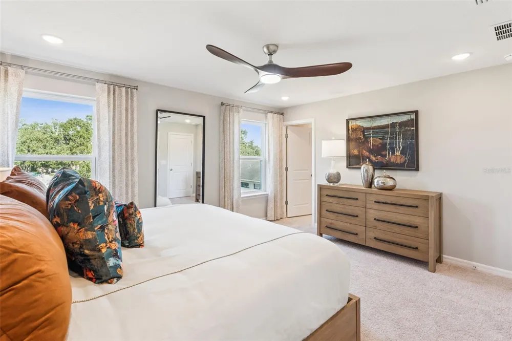 2302 RED PINE COURT Eustis, FL 32726