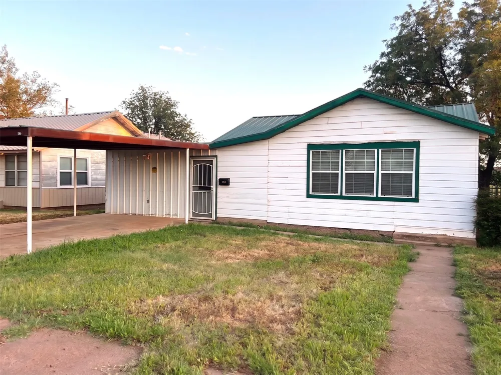 422 W Harris Street Spur, TX 79370