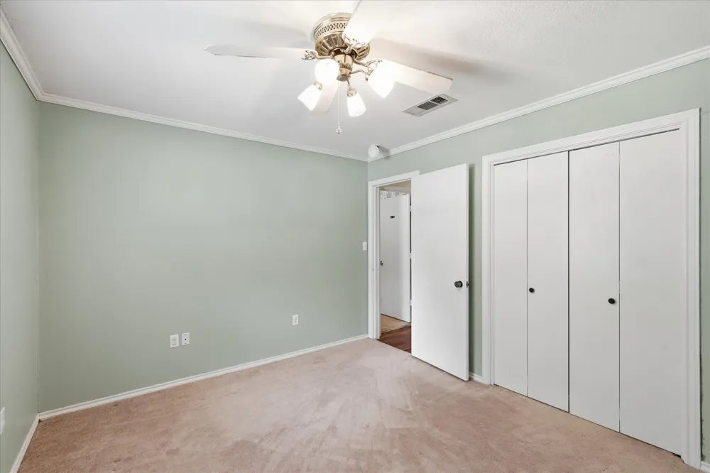 112 Diane Drive Sanger, TX 76266