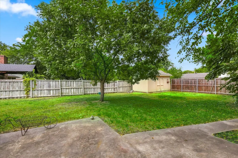 112 Diane Drive Sanger, TX 76266