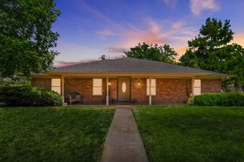 112 Diane Drive