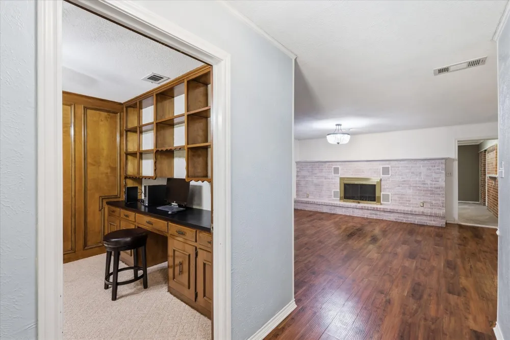 112 Diane Drive Sanger, TX 76266