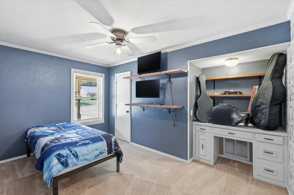 112 Diane Drive Sanger, TX 76266
