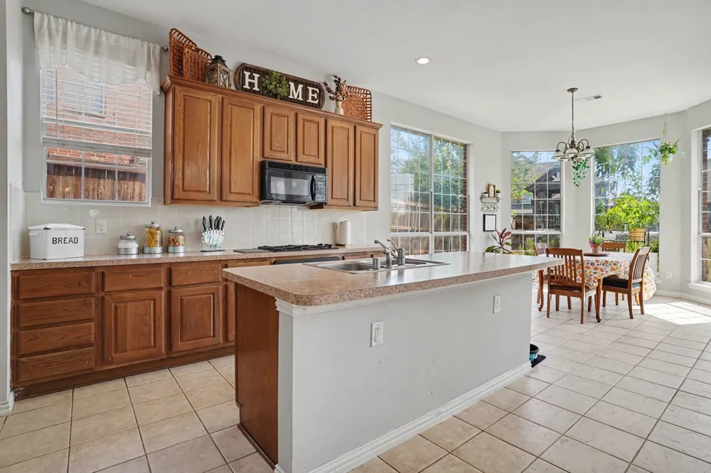 4064 Dunwoody Court Fort Worth, TX 76244