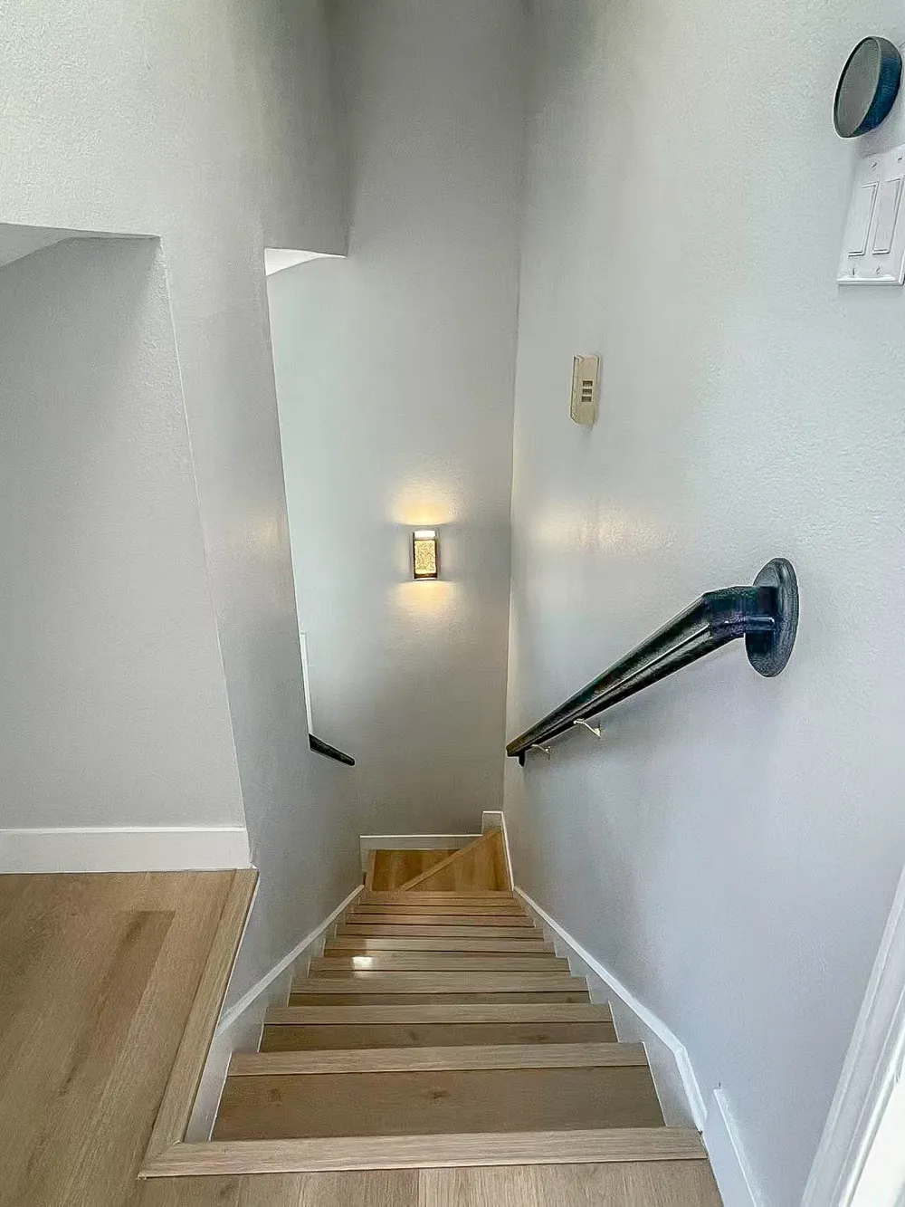 332 W Harwood Road #B Hurst, TX 76054