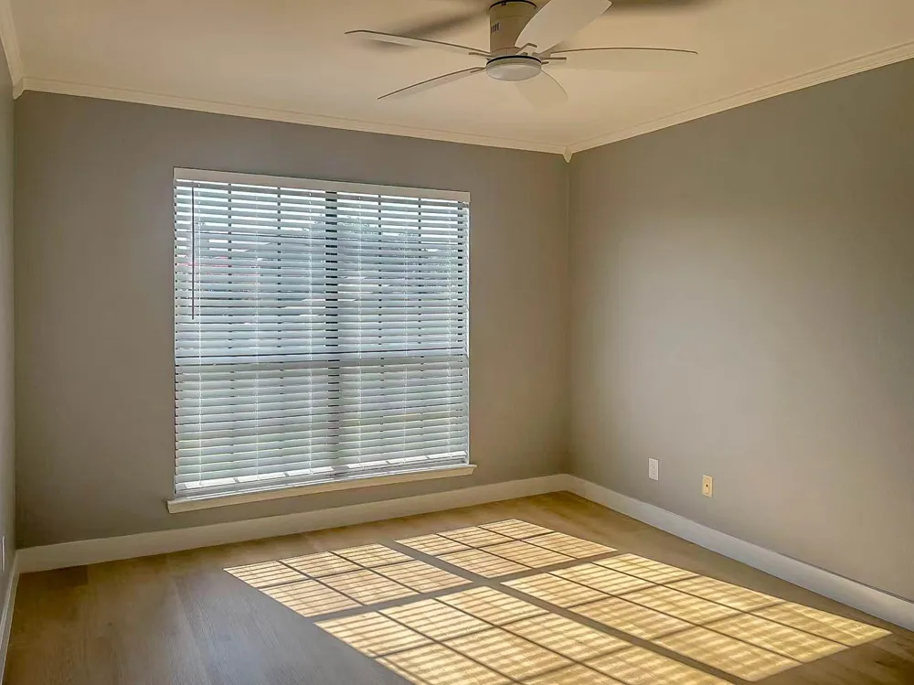 332 W Harwood Road #B Hurst, TX 76054