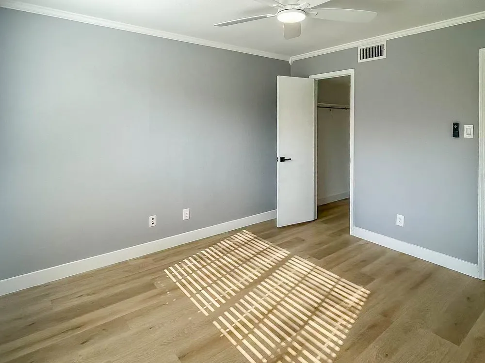332 W Harwood Road #B Hurst, TX 76054