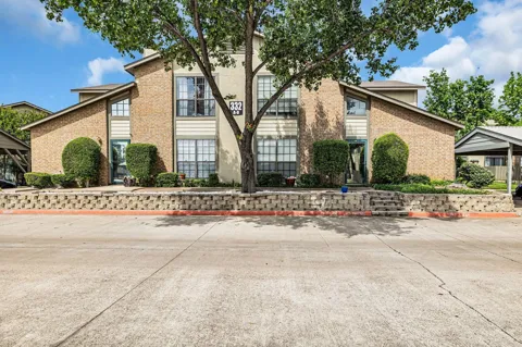 332 W Harwood Road #B