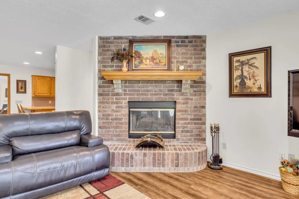 2244 Becky Lane Kountze, TX 77625