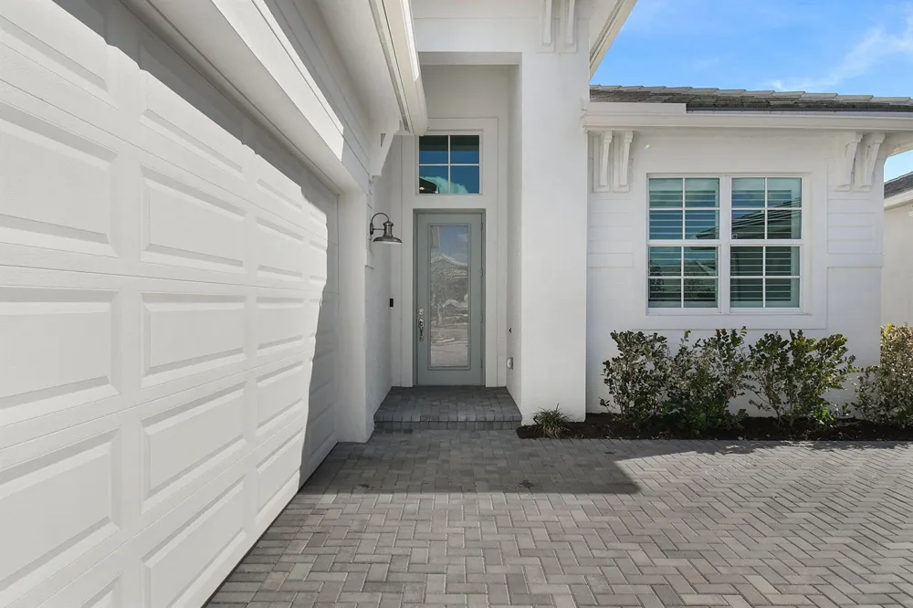 8515 SW Cantante Way Port St. Lucie, FL 34987