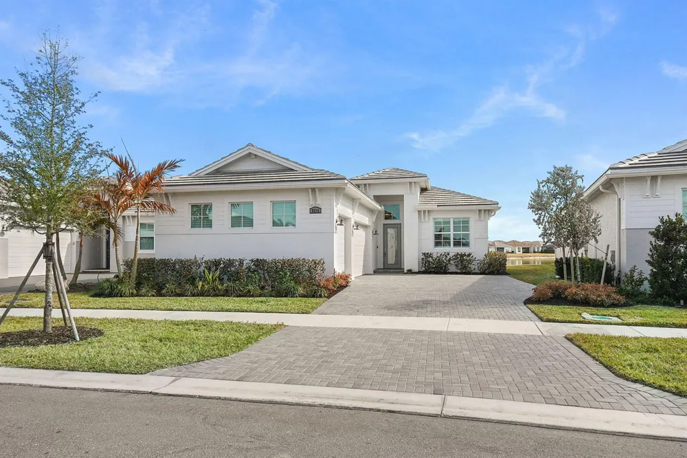 8515 SW Cantante Way Port St. Lucie, FL 34987