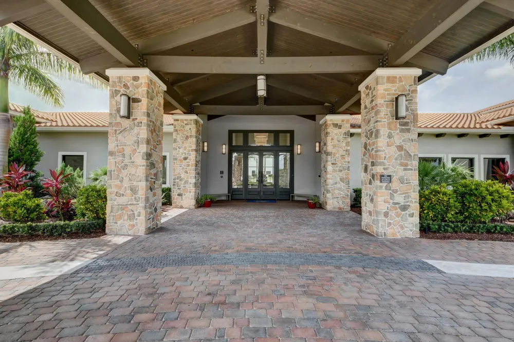 8515 SW Cantante Way Port St. Lucie, FL 34987