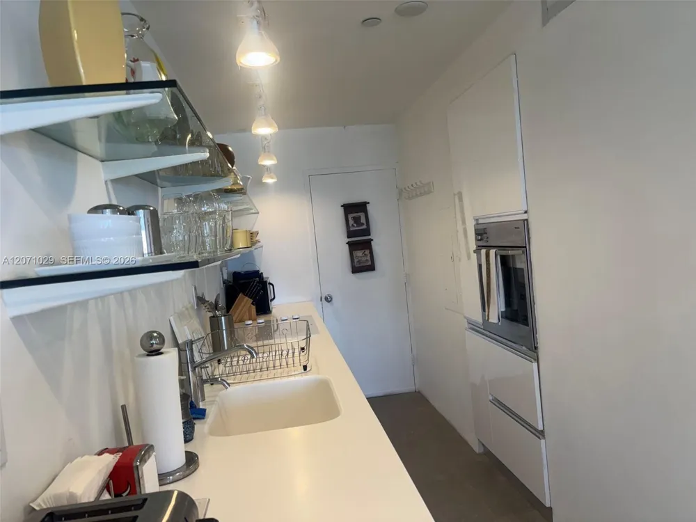 100 Lincoln Rd #1546 Miami Beach, FL 33139