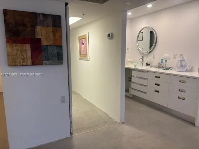 100 Lincoln Rd #1546 Miami Beach, FL 33139