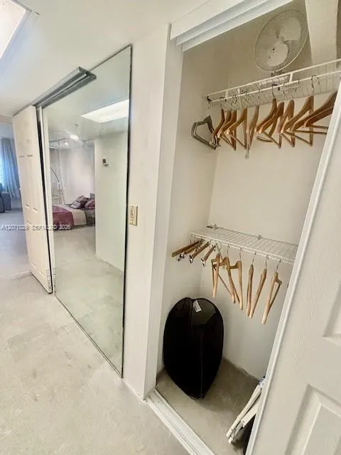 100 Lincoln Rd #1546 Miami Beach, FL 33139