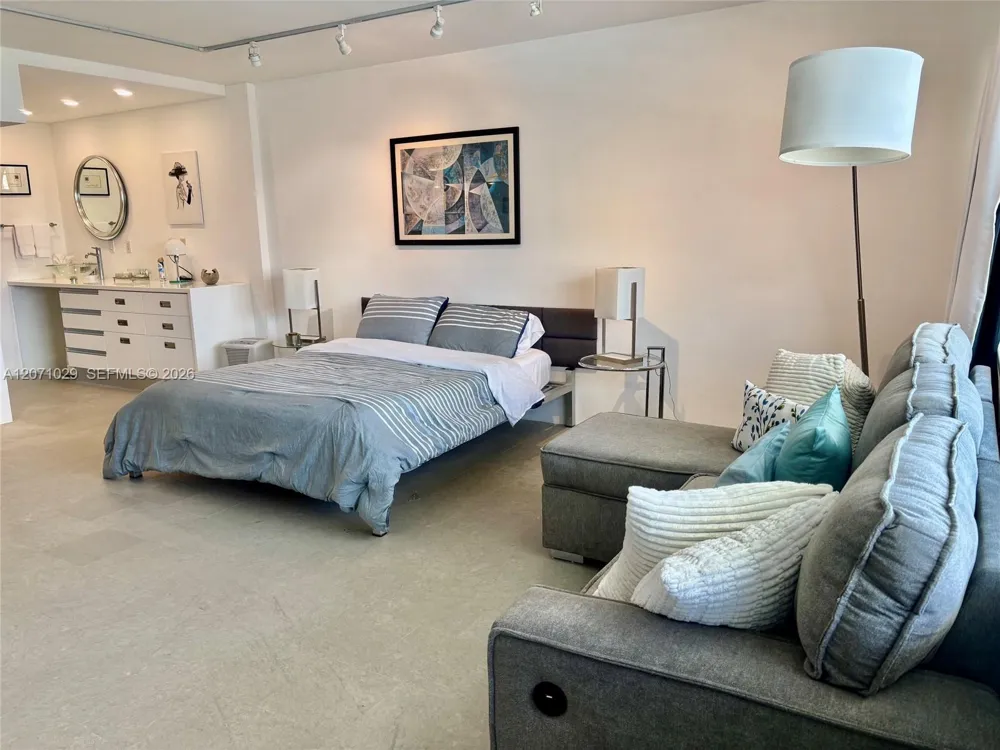 100 Lincoln Rd #1546 Miami Beach, FL 33139