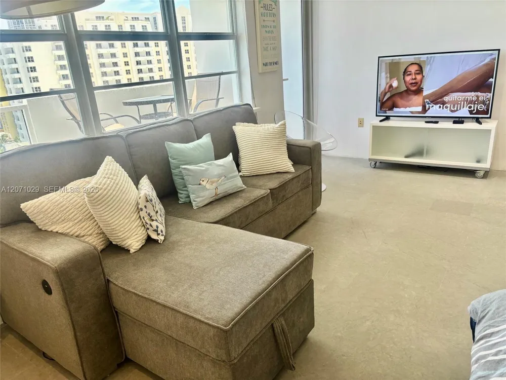 100 Lincoln Rd #1546 Miami Beach, FL 33139