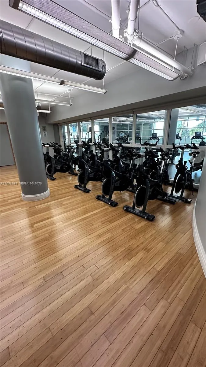 244 Biscayne Blvd #1707 Miami, FL 33132
