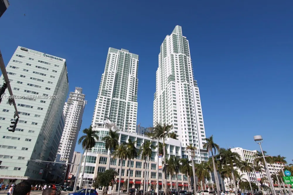 244 Biscayne Blvd #1707 Miami, FL 33132